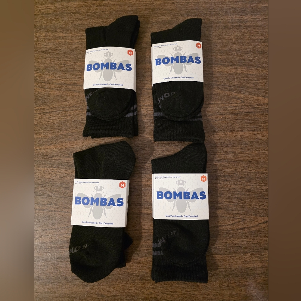 4 Pairs Of New Bombas Socks - Unisex - Medium